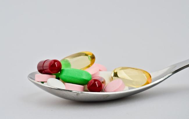 "На всякий случай" не принимать: Супрун рассказала об эффективности БАДов