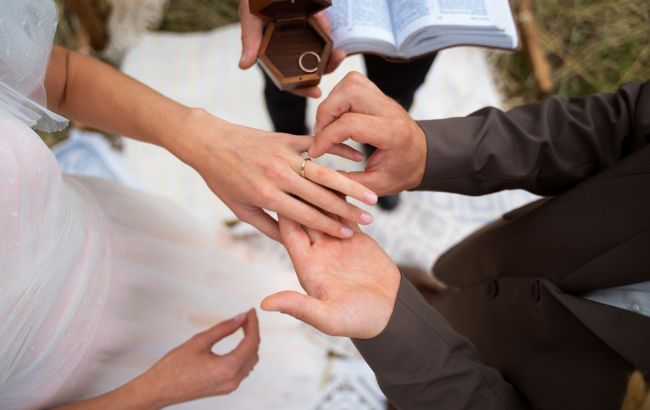 "Маю попередити": адвокат розповіла, що потрібно зробити перед одруженням