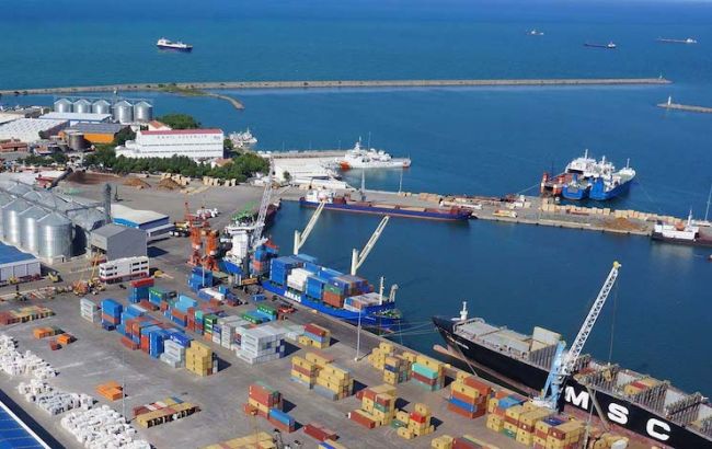 С Турции в Украину организовали паром для граждан за рубежом