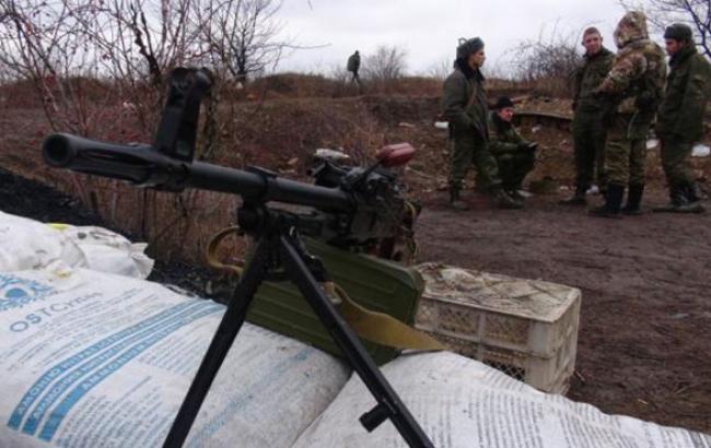 Штаб АТО фиксирует рост числа обстрелов боевиками позиций украинских военных