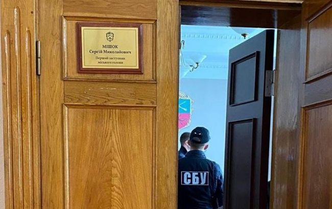 СБУ назвала причины обысков в мэрии Запорожья