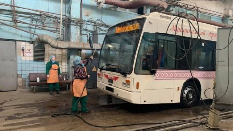 В Запорожье отказались остановить движение общественного транспорта