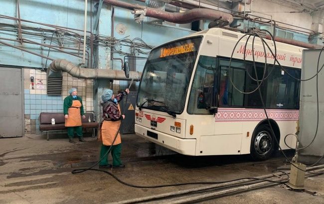 У Запоріжжі відмовилися зупинити рух громадського транспорту