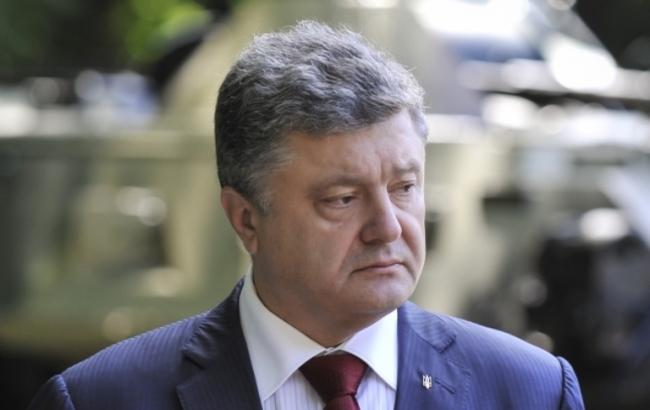 Порошенко хоче дозволити ВЦА об'єднувати територіальні громади