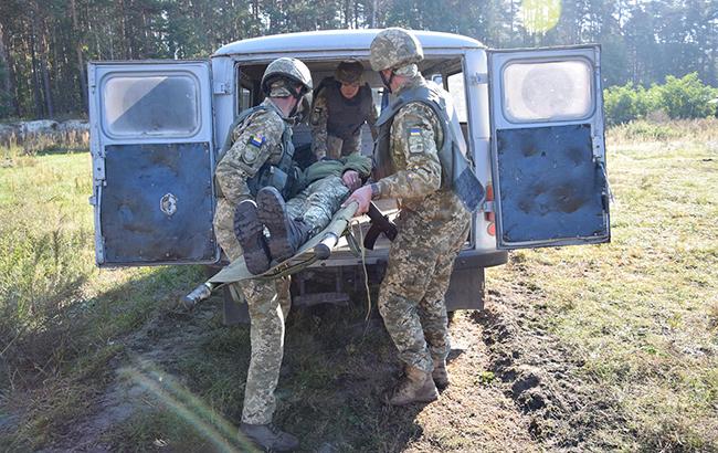 На Донбассе за сутки погиб один украинский военный, еще 6 пострадали