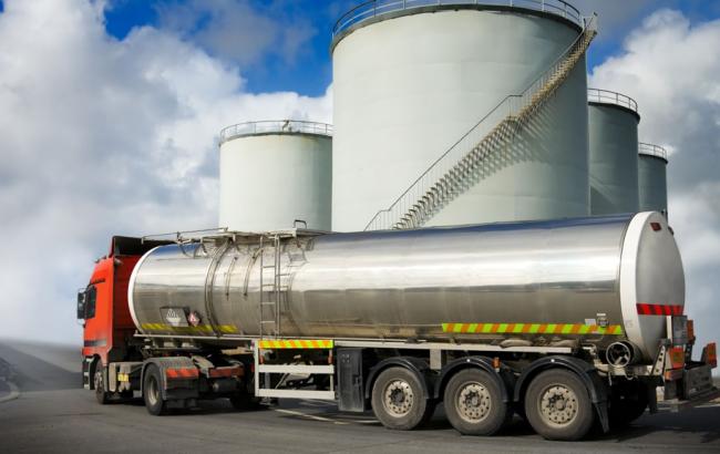 В Луганской обл. арестовано более 70 тыс. л незаконного горючего