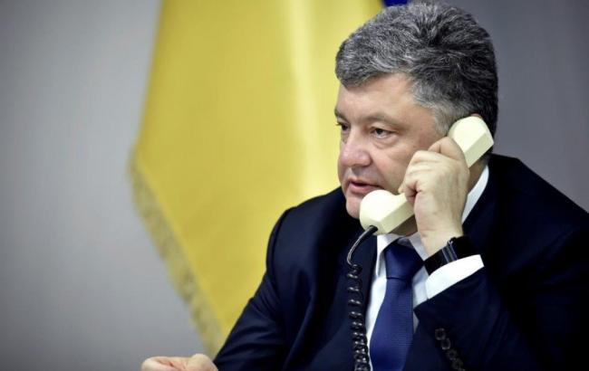 Порошенко виступив проти політизації проблеми із вивезенням сміття у Львові