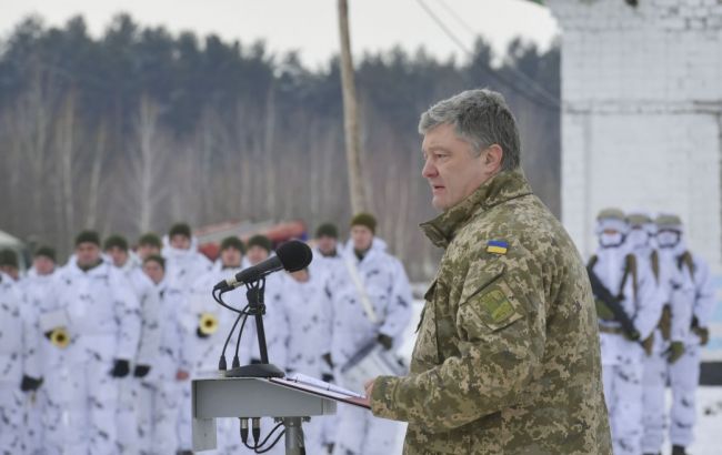 Порошенко назвал число погибших на Донбассе военных из состава Сил спецопераций