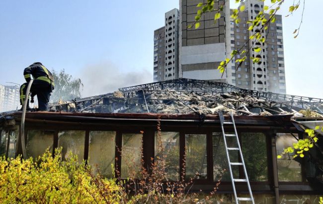 Пожежу в київському ресторані ліквідували