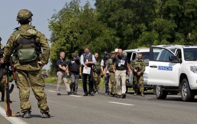 ОБСЄ фіксує обстріли в районі донецького аеропорту і Широкіно