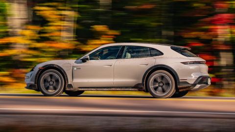 З печери до небес: електромобіль Porsche встановив незвичайний світовий рекорд
