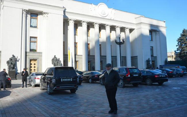 Рада проведет пленарное заседание в воскресенье, 28 декабря