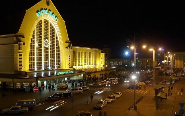 К Пасхе "Укрзализныця" назначила еще 9 пар дополнительных поездов