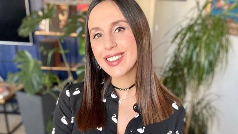 Вся так и светится: Джамала показала внушительный животик в стильном платье