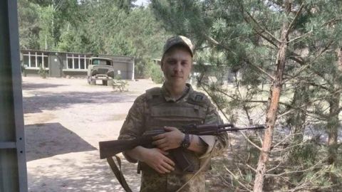 Стало известно имя погибшего на Донбассе бойца