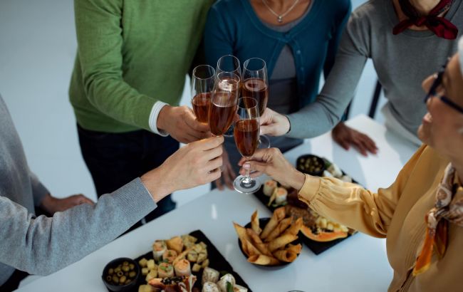 Помилка №1, яку робить більшість під час застілля на свята