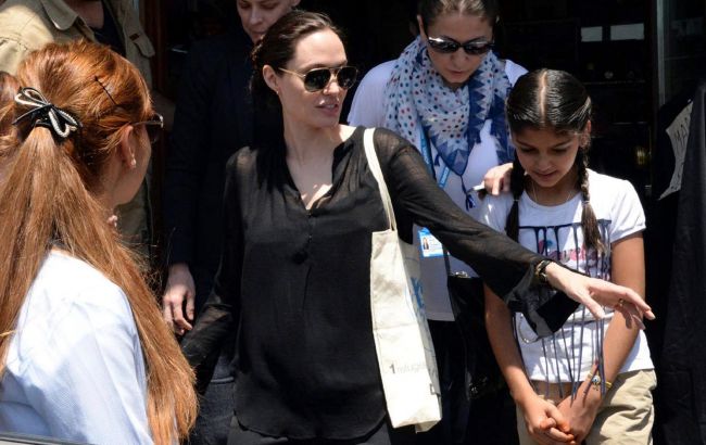 Анджеліна Джолі відвідала табір біженців у Туреччині