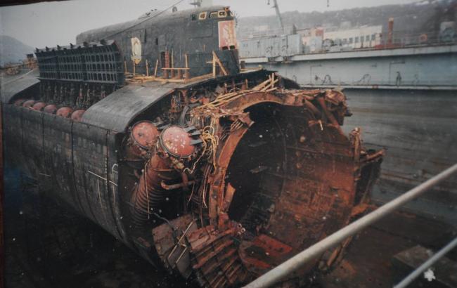 Кінокомпанія Люка Бессона зніме фільм про затонулої підводному човні "Курськ"