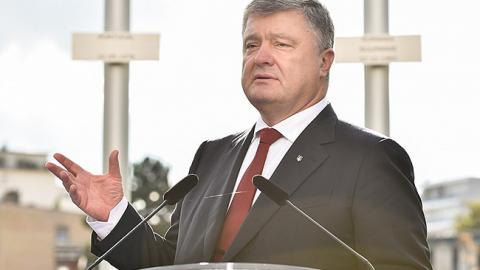 Канада продовжила програму підготовки українських військових до 2019, - Порошенко
