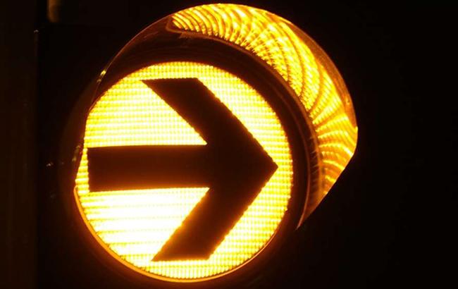 Скасування жовтого сигналу світлофору наразі не планується, - Мінінфраструктури