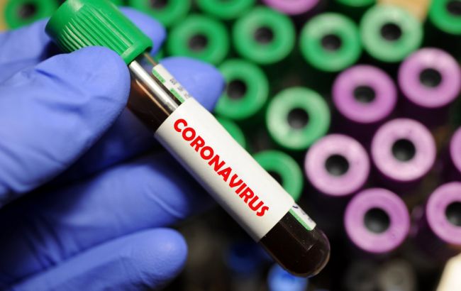 Білорусь почала випробування COVID-вакцини. Запустити виробництво хочуть у 2022 році