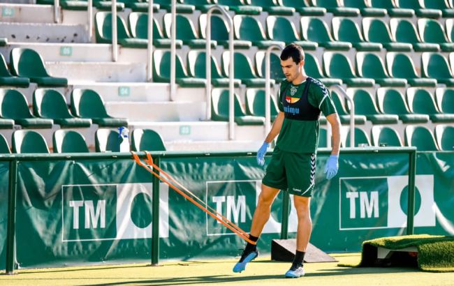 Футболисты испанского клуба отказались возвращаться к тренировкам