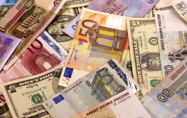 В России курс евро поднялся выше 66 рублей