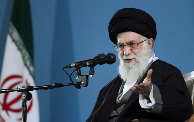Духовный лидер Ирана раскритиковал Запад за неудачную борьбу с джихадистами