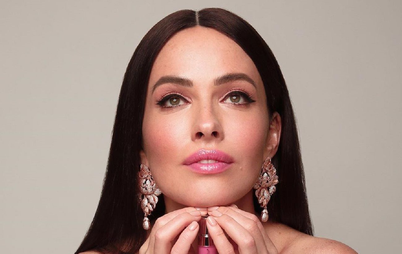 Ұйықтап жатқан балаға таңғы минет Бразилиялық карнавалдың порно фотосуреттері