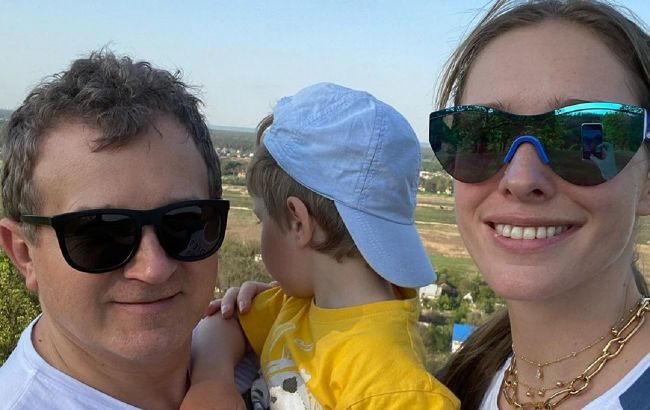 Скучили за містом: Осадча та Горбунов показали прогулянку по Києву з синочком