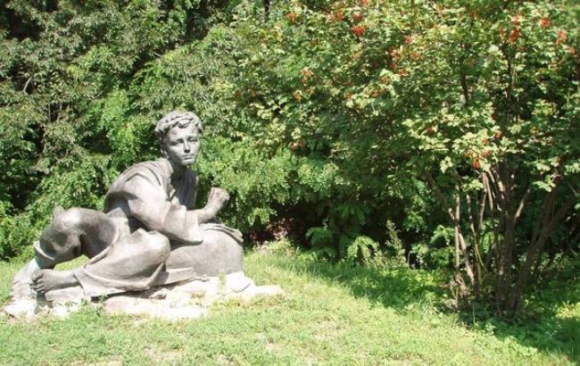 У Черкаській області невідомі вкрали пам'ятник Тарасу Шевченку