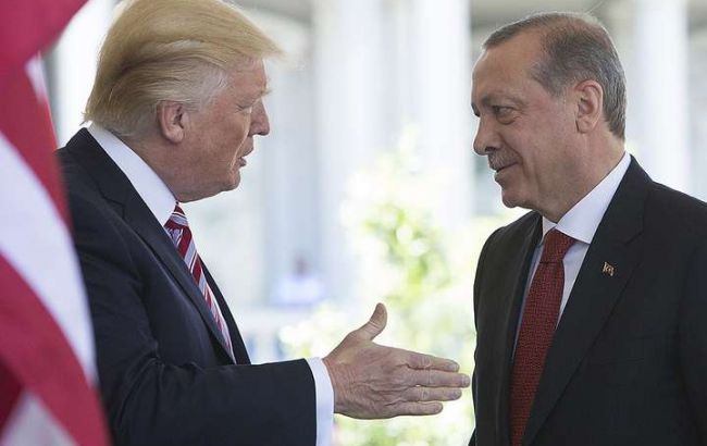 Трамп оголосив про економічні санкції проти Туреччини