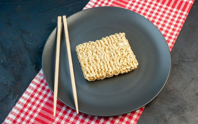 Едите "Мивину" при похмелье? Вот почему этого категорически нельзя делать