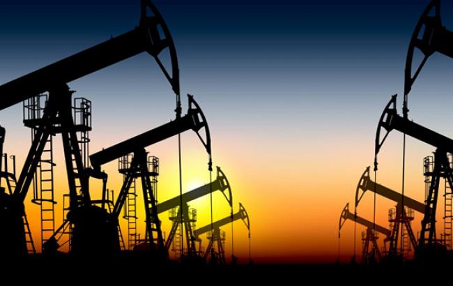 Ціни на нафту Brent знизилися до 57,35 дол./барель, WTI до - 53,14 дол./барель