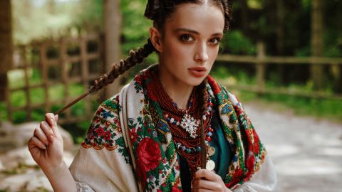 Не только косы. Какие прически делали украинки в древности и как ухаживали за волосами