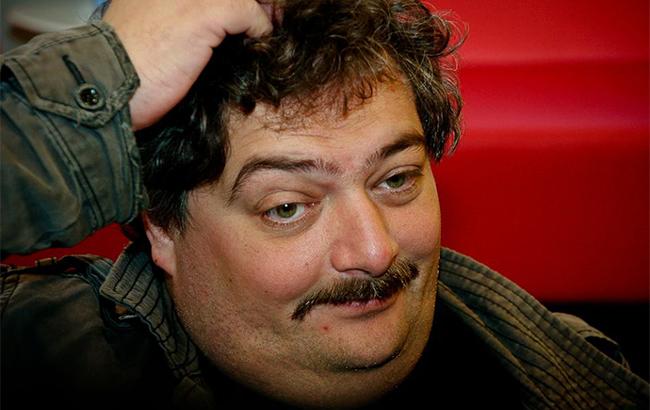 Дмитрий Быков: "Продвинутый пользователь стесняется слова "Бог"