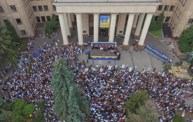 Технічна допомога на час блекаутів. IT-команда NIX надасть Каразінському університету 745 тис грн на швидкісний роутер