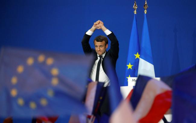 Макрон на первой встрече с Путиным обсудит ситуацию в Украине