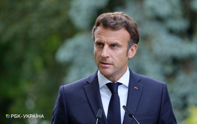 Телефонный номер не изменился. Макрон назвал условие возобновления диалога с Путиным