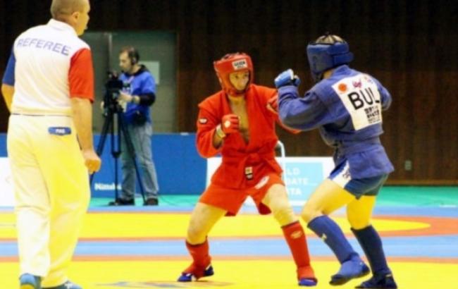 Украинец завоевал "золото" на чемпионате мира по самбо