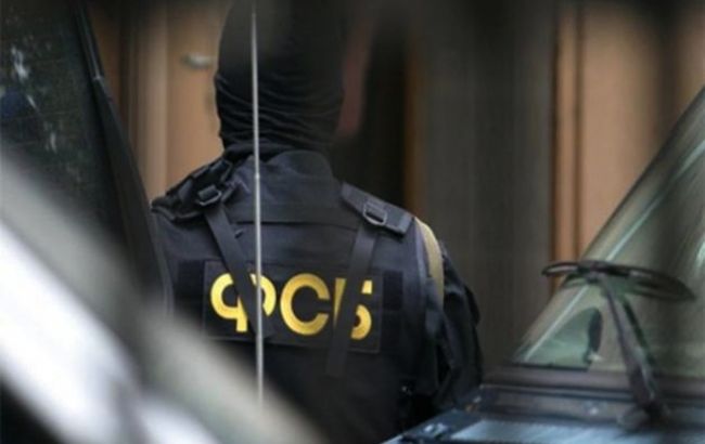 ФСБ РФ проводить обшук у двох членів Меджлісу