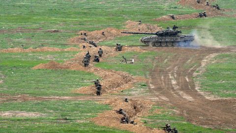 Азербайджан готовий надати гуманітарні коридори для вірмен