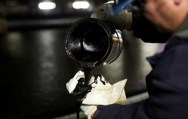 Нефть Brent торгуется выше отметки 48 долл./барр