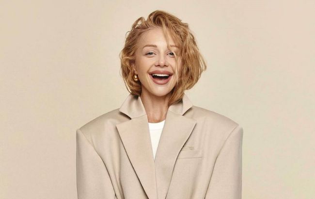 Как выглядит один из новогодних образов Тины Кароль за 30 тысяч гривен