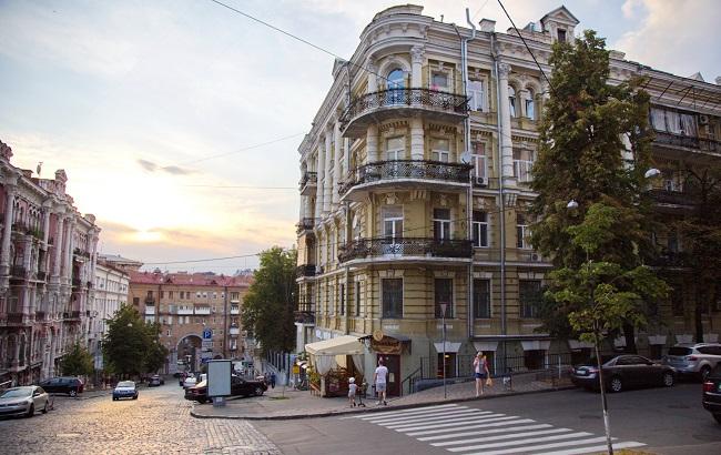 Сам собі екскурсовод: прогулянка по Лютеранській вулиці в Києві