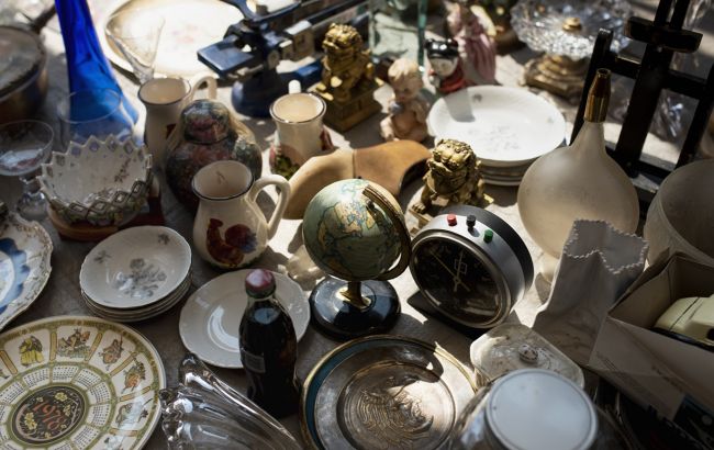 "Сокровище" в серванте. Такая ваза стоит 75 тысяч гривен и вот как она выглядит (фото)