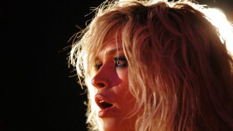 Одна из красивейших женщин России: Брежнева снова оскандалилась