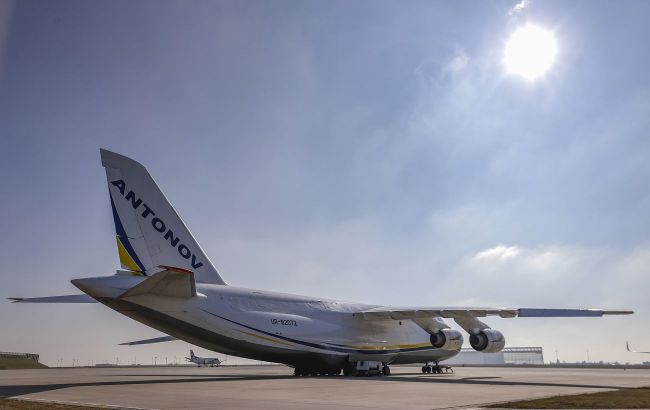 Був набитий боєприпасами: нові деталі інциденту з дроном біля Ан-124 у Німеччині