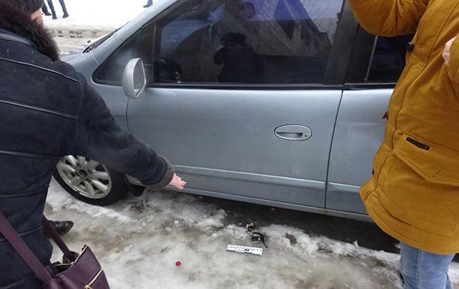 В Киеве угонщики авто подрались с патрульными