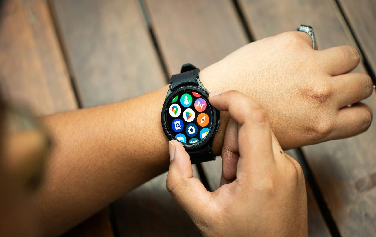 Wear OS 7 проти watchOS 26: як Gemini обігнав Apple Intelligence у смарт-годинниках